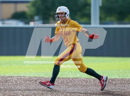 Thumbnail 1 in S & S Consolidated @ Hooks (UIL 3A Regional Semifinal Playoff) photogallery.