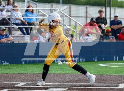 Thumbnail 3 in S & S Consolidated @ Hooks (UIL 3A Regional Semifinal Playoff) photogallery.