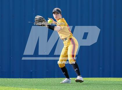 Thumbnail 3 in S & S Consolidated @ Hooks (UIL 3A Regional Semifinal Playoff) photogallery.