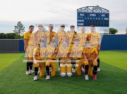 Thumbnail 2 in S & S Consolidated @ Hooks (UIL 3A Regional Semifinal Playoff) photogallery.