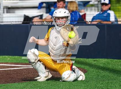 Thumbnail 1 in S & S Consolidated @ Hooks (UIL 3A Regional Semifinal Playoff) photogallery.