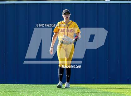 Thumbnail 1 in S & S Consolidated @ Hooks (UIL 3A Regional Semifinal Playoff) photogallery.