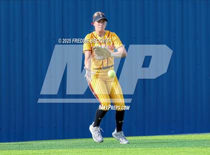 Thumbnail 2 in S & S Consolidated @ Hooks (UIL 3A Regional Semifinal Playoff) photogallery.
