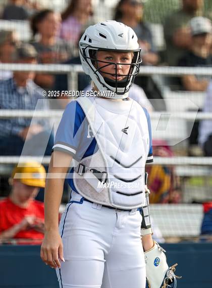 Thumbnail 1 in S & S Consolidated @ Hooks (UIL 3A Regional Semifinal Playoff) photogallery.