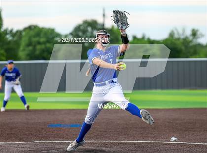 Thumbnail 2 in S & S Consolidated @ Hooks (UIL 3A Regional Semifinal Playoff) photogallery.