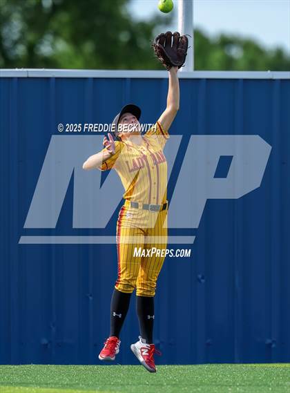 Thumbnail 1 in S & S Consolidated @ Hooks (UIL 3A Regional Semifinal Playoff) photogallery.