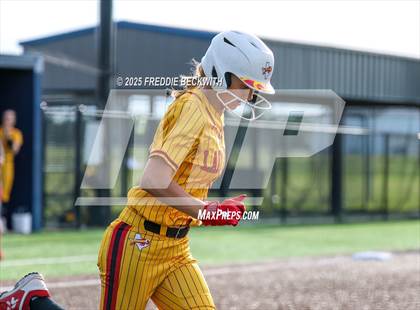 Thumbnail 2 in S & S Consolidated @ Hooks (UIL 3A Regional Semifinal Playoff) photogallery.