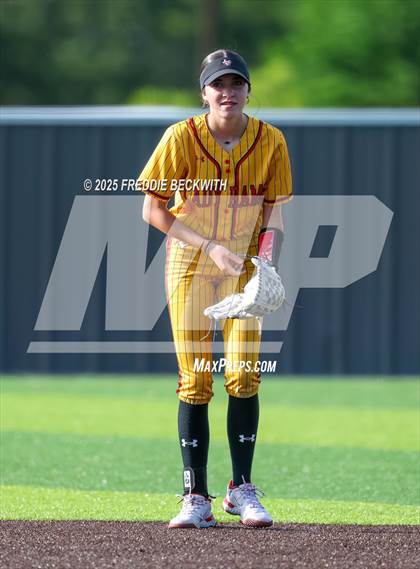 Thumbnail 3 in S & S Consolidated @ Hooks (UIL 3A Regional Semifinal Playoff) photogallery.