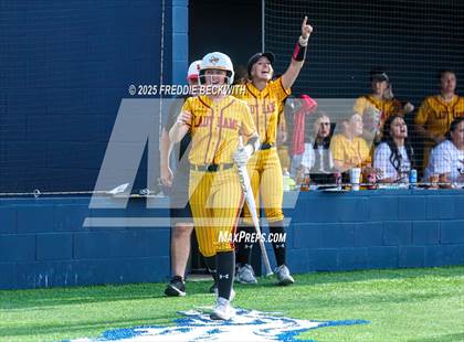 Thumbnail 1 in S & S Consolidated @ Hooks (UIL 3A Regional Semifinal Playoff) photogallery.