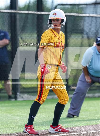 Thumbnail 3 in S & S Consolidated @ Hooks (UIL 3A Regional Semifinal Playoff) photogallery.