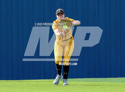 Thumbnail 2 in S & S Consolidated @ Hooks (UIL 3A Regional Semifinal Playoff) photogallery.