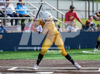 Thumbnail 3 in S & S Consolidated @ Hooks (UIL 3A Regional Semifinal Playoff) photogallery.