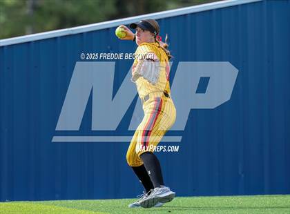 Thumbnail 2 in S & S Consolidated @ Hooks (UIL 3A Regional Semifinal Playoff) photogallery.