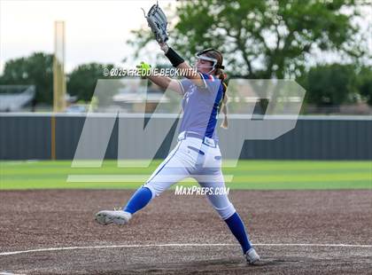 Thumbnail 1 in S & S Consolidated @ Hooks (UIL 3A Regional Semifinal Playoff) photogallery.