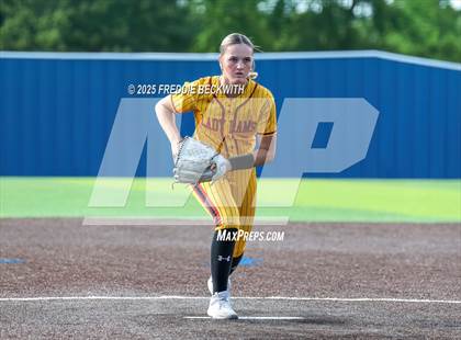 Thumbnail 3 in S & S Consolidated @ Hooks (UIL 3A Regional Semifinal Playoff) photogallery.