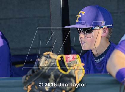 Thumbnail 1 in Brock vs Farmersville (UIL 3A Regional Semifinal) photogallery.