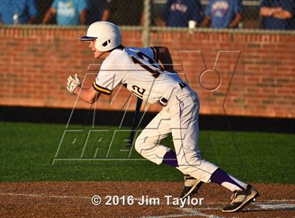 Thumbnail 3 in Brock vs Farmersville (UIL 3A Regional Semifinal) photogallery.