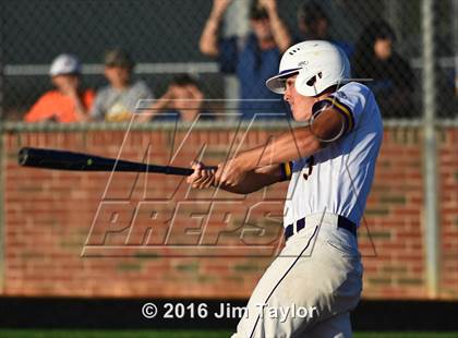 Thumbnail 2 in Brock vs Farmersville (UIL 3A Regional Semifinal) photogallery.