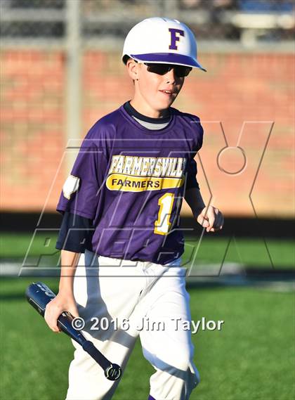 Thumbnail 1 in Brock vs Farmersville (UIL 3A Regional Semifinal) photogallery.