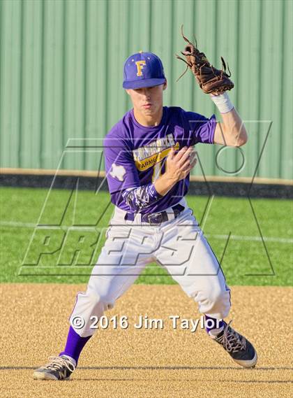 Thumbnail 2 in Brock vs Farmersville (UIL 3A Regional Semifinal) photogallery.