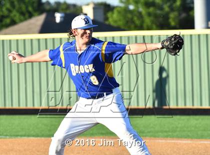 Thumbnail 1 in Brock vs Farmersville (UIL 3A Regional Semifinal) photogallery.