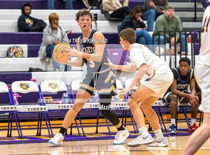 Thumbnail 1 in Moody @ Springville photogallery.