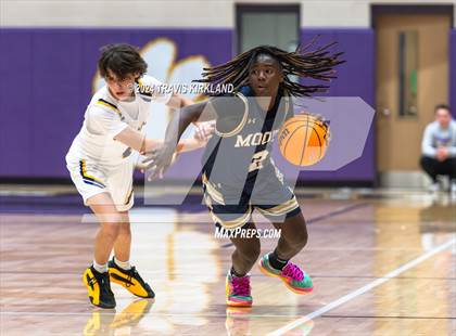 Thumbnail 1 in Moody @ Springville photogallery.