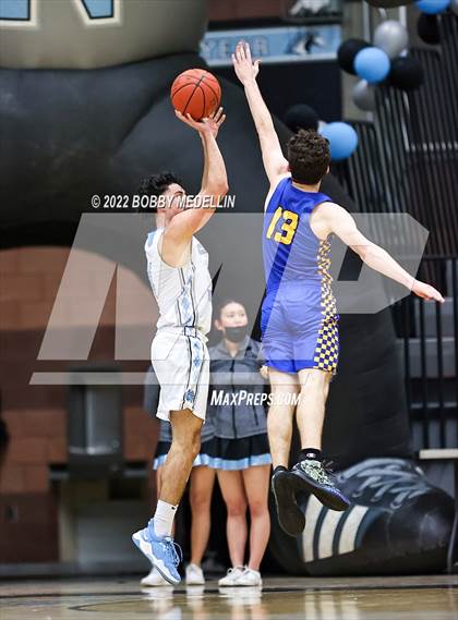 Thumbnail 1 in Clovis @ Clovis North photogallery.