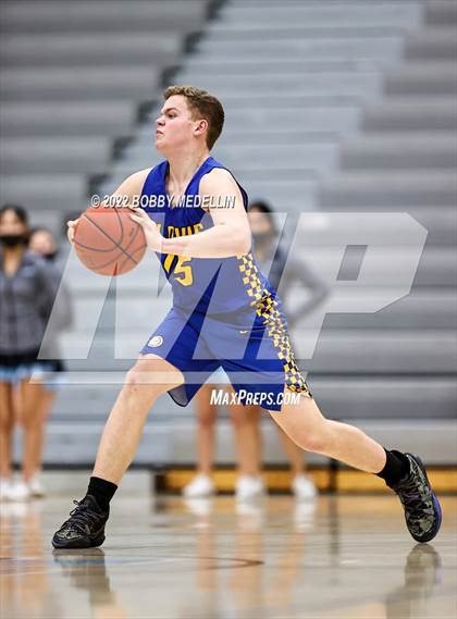 Thumbnail 1 in Clovis @ Clovis North photogallery.