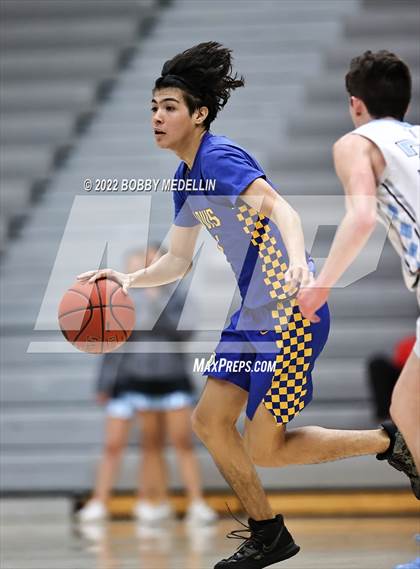Thumbnail 1 in Clovis @ Clovis North photogallery.