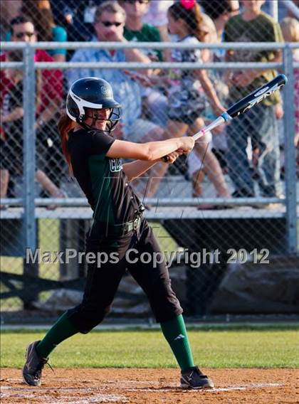 Thumbnail 2 in Furr vs. Clear Falls (UIL 4A Region 3 Area Playoff) photogallery.