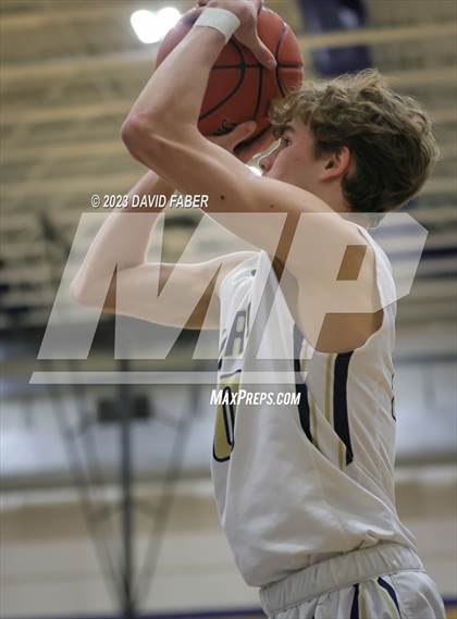 Thumbnail 3 in Tyrone @ Hollidaysburg photogallery.
