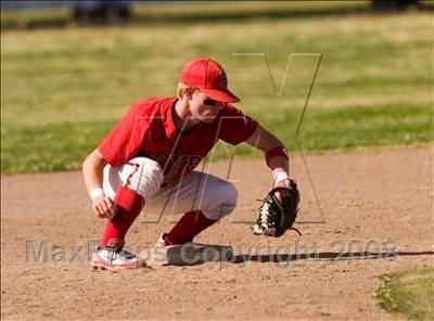 Thumbnail 1 in Johansen @ Beyer photogallery.