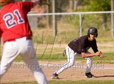Thumbnail 1 in Johansen @ Beyer photogallery.