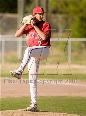 Thumbnail 1 in Johansen @ Beyer photogallery.
