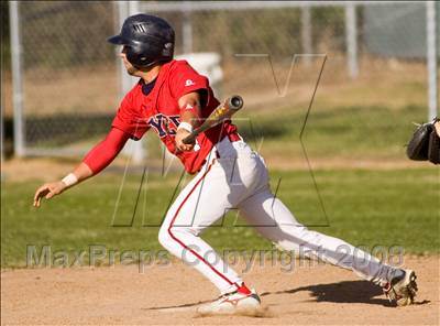 Thumbnail 3 in Johansen @ Beyer photogallery.