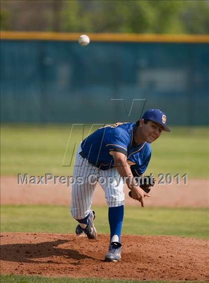 Thumbnail 1 in Ayala @ Charter Oak photogallery.
