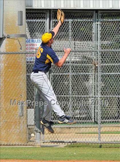 Thumbnail 3 in East vs West (FACA All-Star Classic) photogallery.
