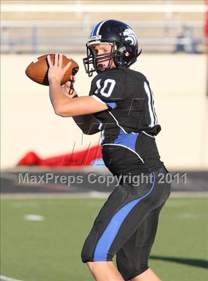 Thumbnail 3 in South Garland @ Plano West photogallery.