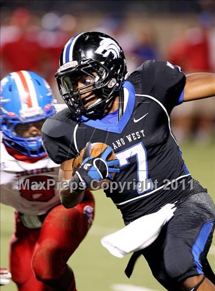 Thumbnail 2 in South Garland @ Plano West photogallery.
