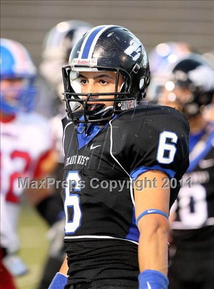 Thumbnail 3 in South Garland @ Plano West photogallery.