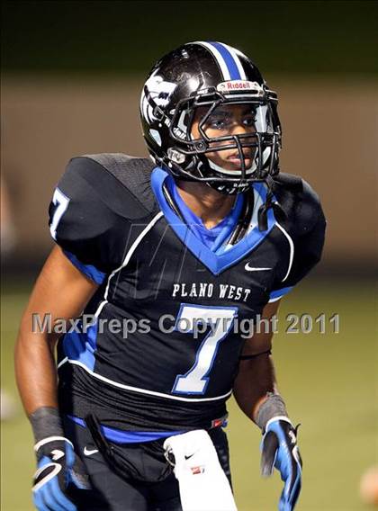 Thumbnail 1 in South Garland @ Plano West photogallery.