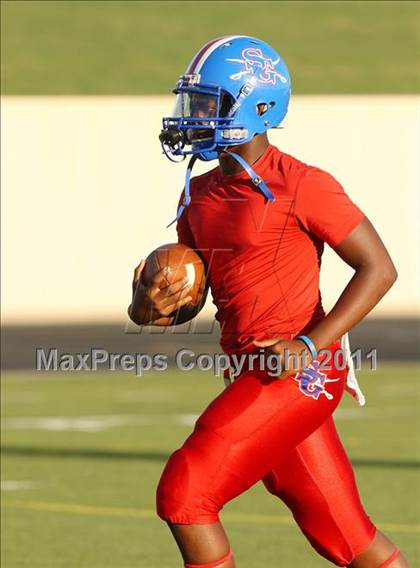 Thumbnail 3 in South Garland @ Plano West photogallery.