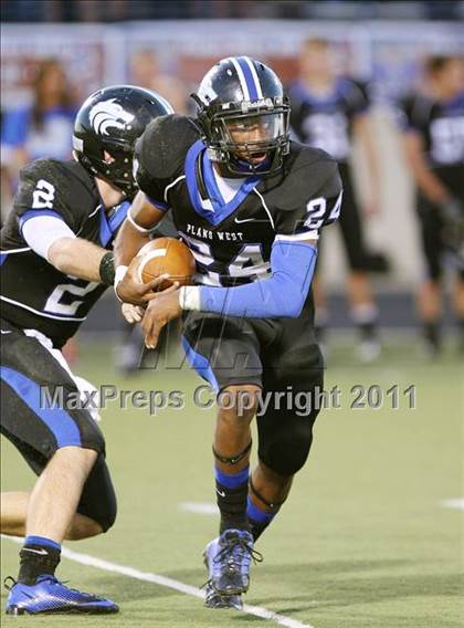 Thumbnail 1 in South Garland @ Plano West photogallery.