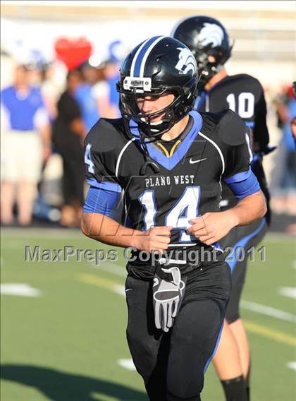 Thumbnail 2 in South Garland @ Plano West photogallery.