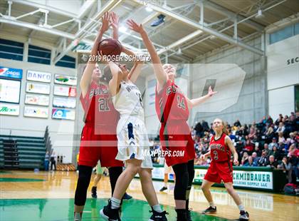 Thumbnail 2 in Eureka vs. Del Norte photogallery.