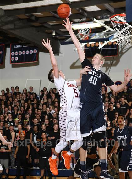 Thumbnail 3 in Loyola @ Chaminade photogallery.