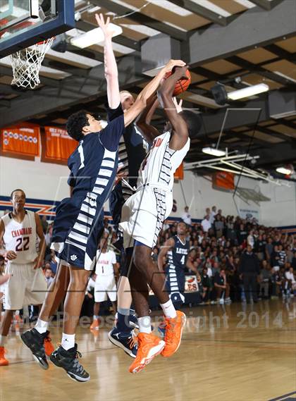 Thumbnail 2 in Loyola @ Chaminade photogallery.