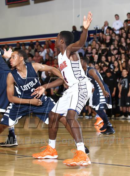 Thumbnail 1 in Loyola @ Chaminade photogallery.