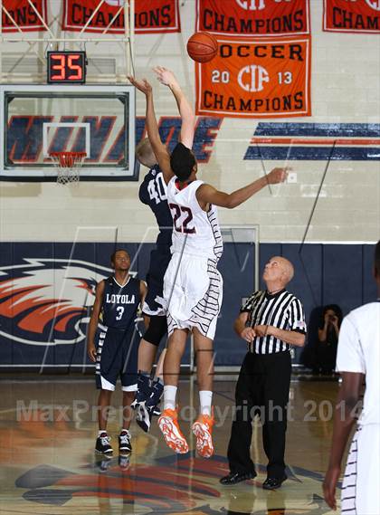 Thumbnail 1 in Loyola @ Chaminade photogallery.